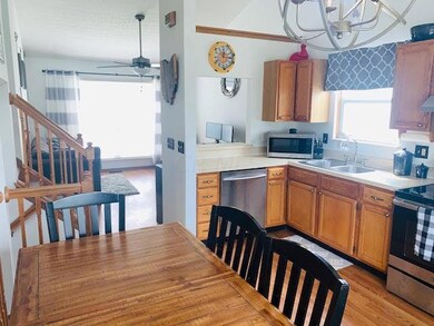 769 Orangeburg Ct, Columbus, OH 43228 - photo 7