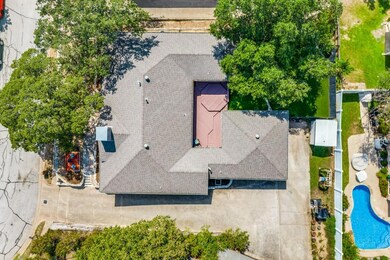 1009 Clear View Dr, Bedford, TX 76021 - photo 2