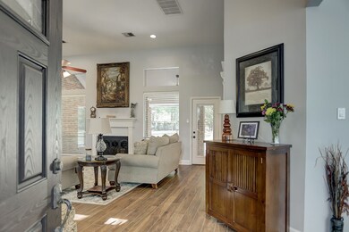 419 Monarch Oak Dr, Magnolia, TX 77354 - photo 7