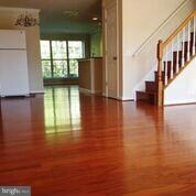 21835 Baldwin Square, Sterling, VA 20164 - photo 2