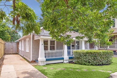 911 Oxford St, Houston, TX 77008 - photo 2