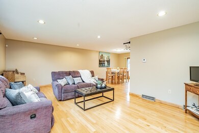 5 Judy Ln, East Longmeadow, MA 01028 - photo 4