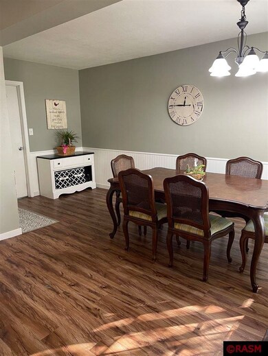 913 4th St S, New Ulm, MN 56073 - photo 4