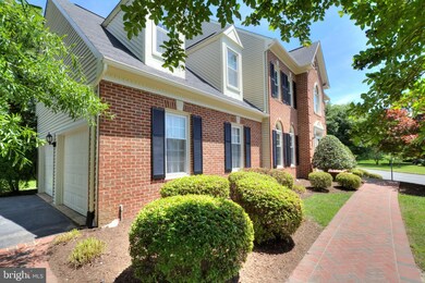 8986 Scott St, Springfield, VA 22153 - photo 3