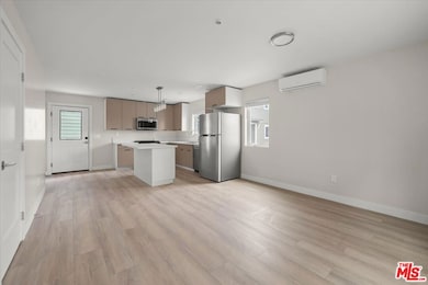 1317 Punta Gorda St unit 1, Santa Barbara, CA 93103 - photo 4