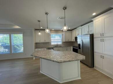 966 Montego unit 461, Venice, FL 34285 - photo 6