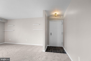 6151 Edsall Rd unit I, Alexandria, VA 22304 - photo 3