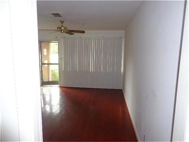 9110 Western Dr, Houston, TX 77080 - photo 2
