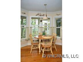 Enjoy coffee &  bird watching!