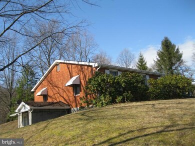 424 Franklin Mills Rd, Warfordsburg, PA 17267 - photo 4