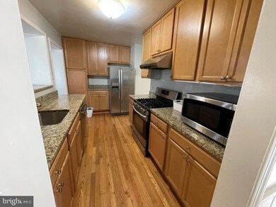 2116 Greenwich St, Falls Church, VA 22043 - photo 7