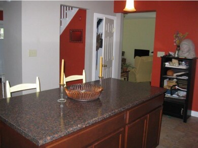 307 Elm St, Keene, NH 03431 - photo 5