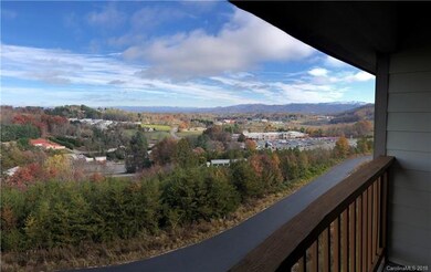 69 Rotunda Cir, Asheville, NC 28806 - photo 3