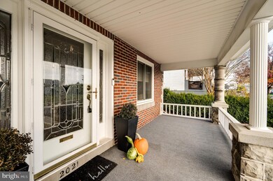 2021 Noble St, Reading, PA 19609 - photo 5