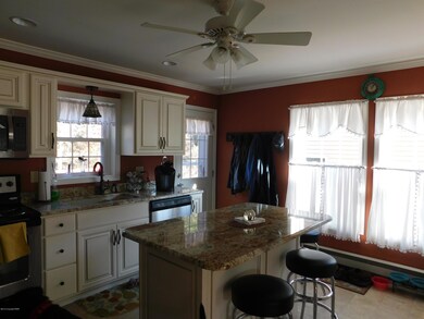 219 Azalea St, Kunkletown, PA 18058 - photo 4