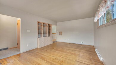 633 S 27th St, Sheboygan, WI 53081 - photo 6