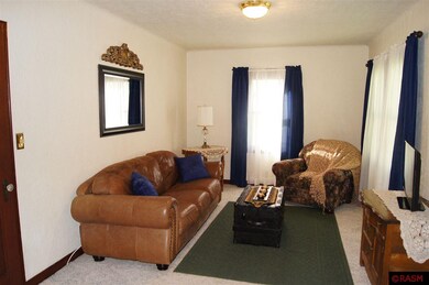 723 N Jefferson St, New Ulm, MN 56073 - photo 6