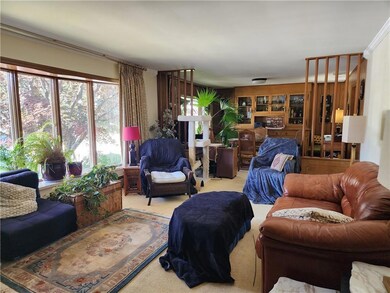 22 Susan Cir, Johnston, RI 02919 - photo 7