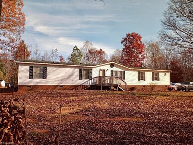 3154 Bethel Lucas Rd, Asheboro, NC 27205 - photo 2