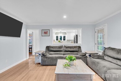 110 Springcrest Dr, Hightstown, NJ 08520 - photo 7