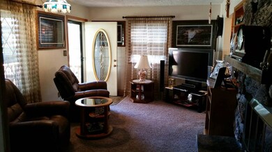 1252 Scott Ave, Waterloo, IA 50701 - photo 6