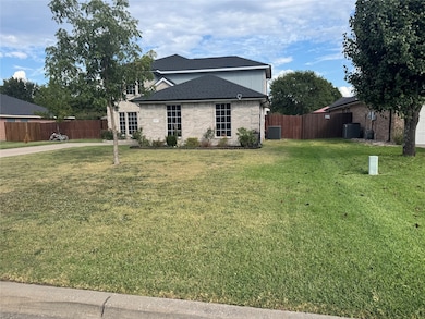 6911 Justin Ln, Greenville, TX 75402 - photo 4