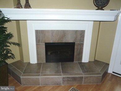 1503 Naomis Ct, North Wales, PA 19454 - photo 4