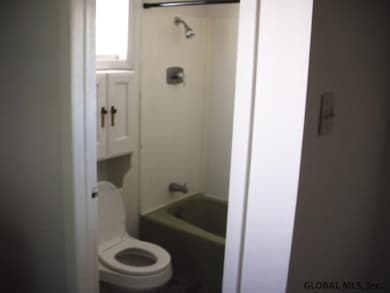 20105 Curry Rd unit 2, Schenectady, NY - photo 6