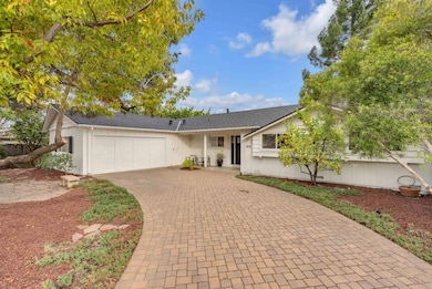 905 Spencer Way, Los Altos, CA 94024 - photo 4