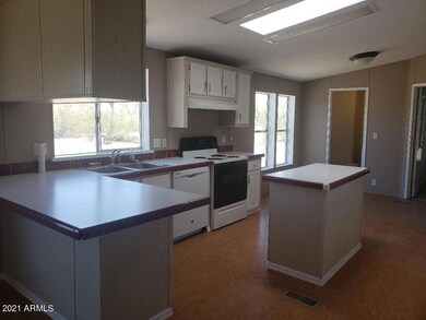 Logan kitchen main