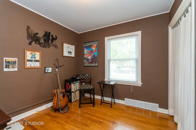 18403 Dundee Ave, Homewood, IL 60430 - photo 5