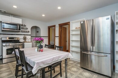 7 Ellis Ave, Dudley, MA 01571 - photo 2