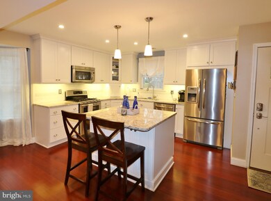 23321 Holly Hill Ln, California, MD 20619 - photo 2