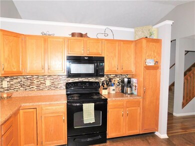 801 E Fleetwood Dr, Greensburg, IN 47240 - photo 7