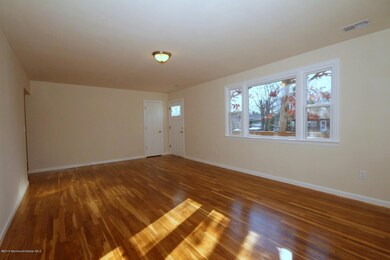 211 Lakewood Ave, Bayville, NJ 08721 - photo 4