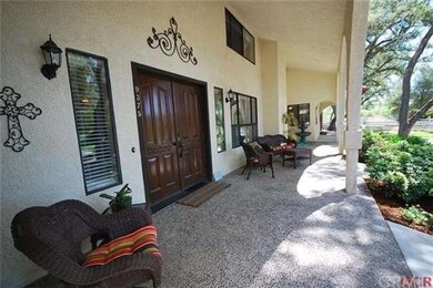 Covered front porch...