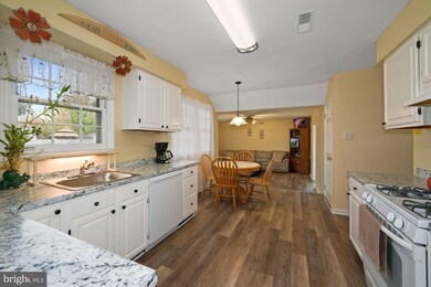 17 E Kennedy Dr, Clementon, NJ 08021 - photo 6