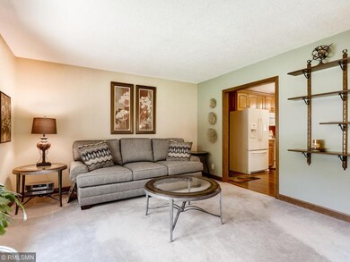 7827 Conroy Way Inver Grove-005-026-Living Room-ML