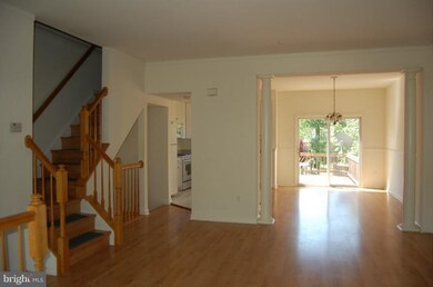 13104 Rosebay Dr, Germantown, MD 20874 - photo 5