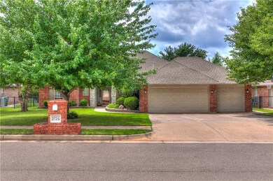 2724 Brenton Dr, Edmond, OK 73012 - photo 3