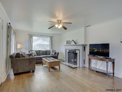 Hardwoods, fireplace, coat closet, vinyl windows