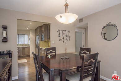 13939 Riverside Dr, Sherman Oaks, CA 91423 - photo 6