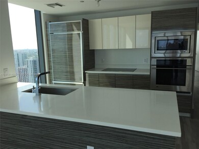 Icon Bay unit 3707, Miami, FL 33137 - photo 4