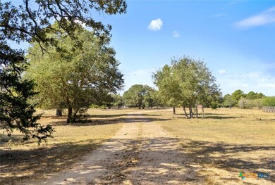 340 Mark Young Rd, Smithville, TX 78957 - photo 5