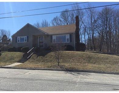 136 Uncatena Ave, Worcester, MA 01606 - photo 2