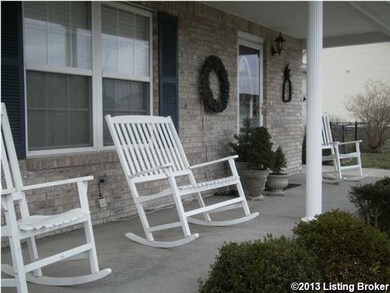 757 Helmwood Cir, Mount Washington, KY 40047 - photo 3