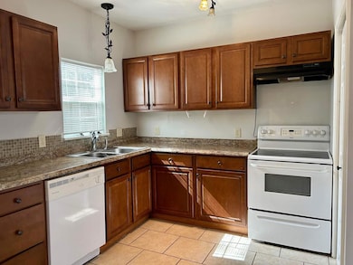 507 Elm St, Florala, AL 36442 - photo 3