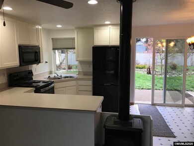 109 Louisa St, Gates, OR 97346 - photo 5