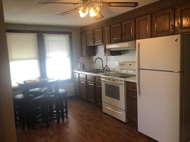 202 Hubbard St unit 2R, Ludlow, MA 01056 - photo 4