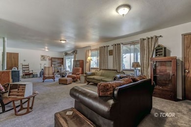 20 Genest St, Hayfork, CA 96041 - photo 2